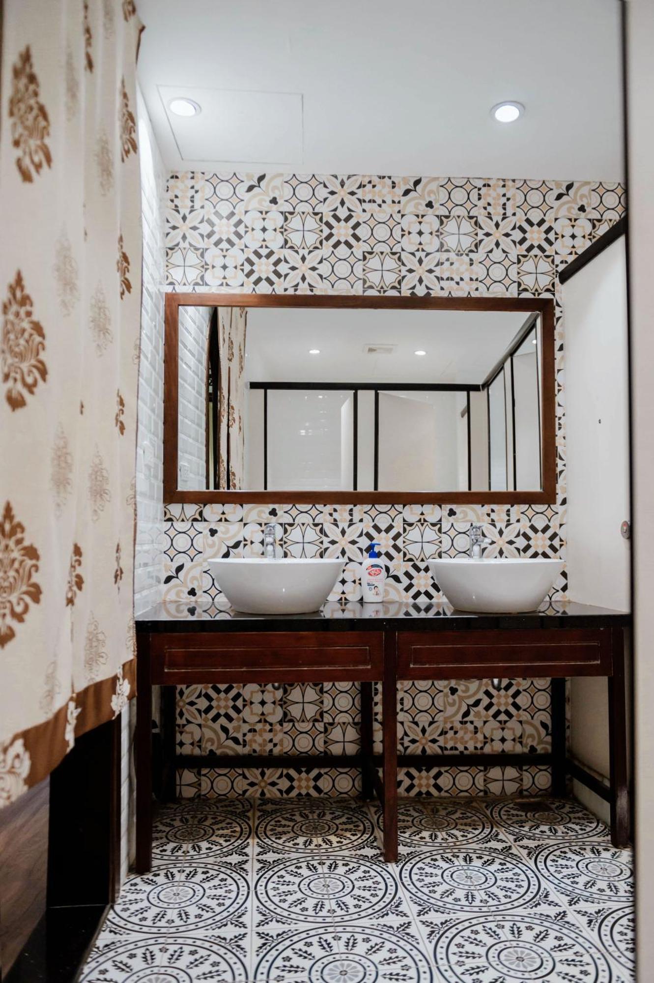 Tabalo Hostel Ханой Экстерьер фото